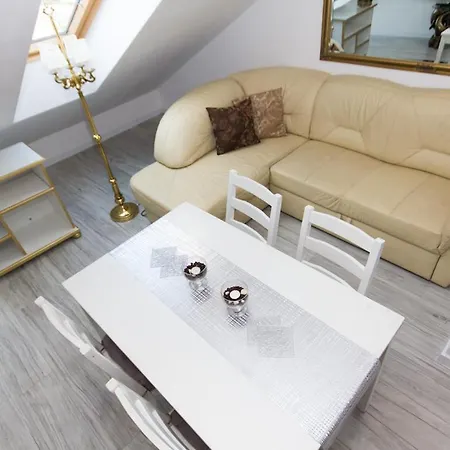 아파트 Sloneczne 슈비노우이스쳬